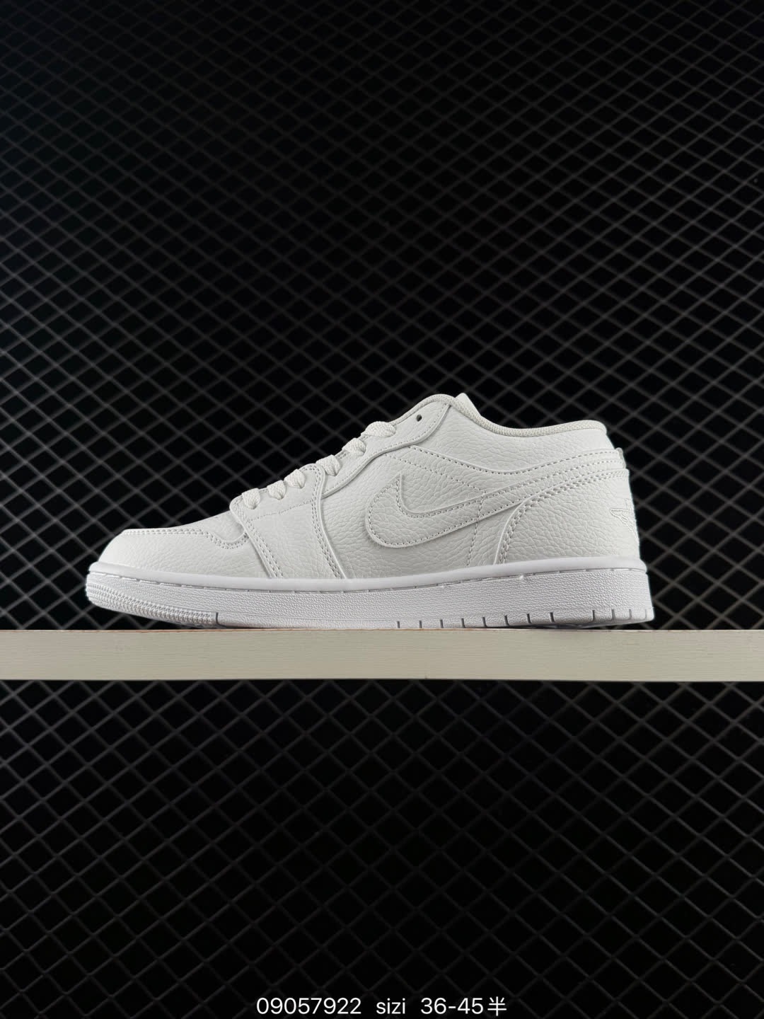 Nike Air Jordan 1 Low OG AJ1-553558-146